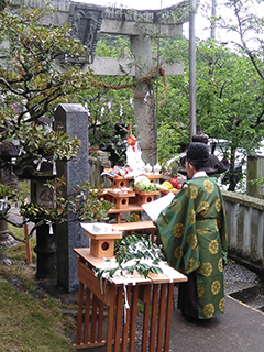 （解体前）建て替えのため解体の前にお祓いをしてもらいました

