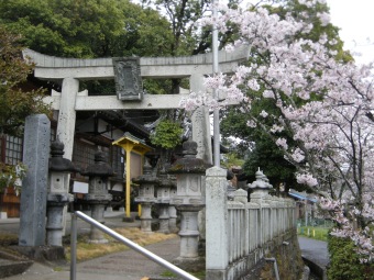 鳥居